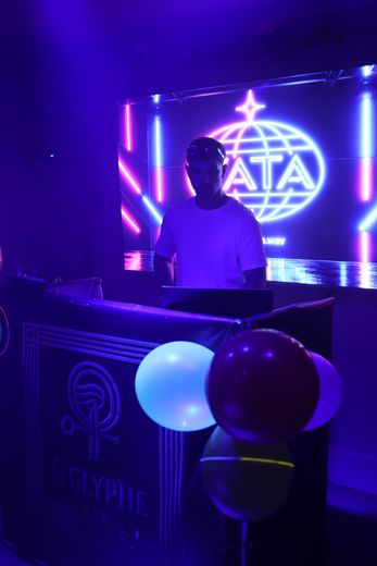 Neon Party O'Campus à Ô'Glyphe Figeac — photo 5